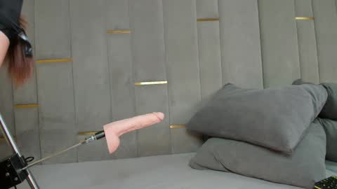 Snapshot of evalims chatting on November 2025 12:38:02 PM EVA online show from November 2025 12:38:02 PM