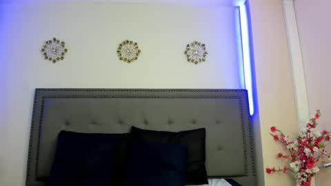 Eva online show from April 2026 01:15:01 PM