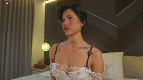 Eva Moretti online show from June 2026 05:35:02 PM