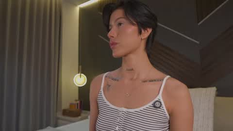 Eva Moretti online show from July 2026 06:40:02 PM
