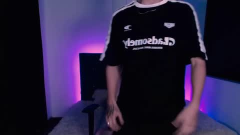 Evan online show from January 2025 12:39:02 AM