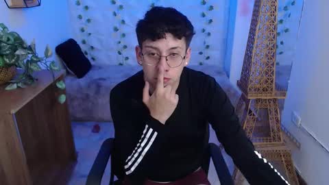 Snapshot of evan_connell chatting on March 2026 11:38:01 AM Evan online show from March 2026 11:38:01 AM