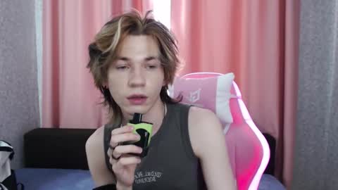 evan_reinhart online show from September 2025 08:40:01 AM