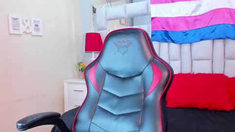 evan_smitt1 online show from October 2025 02:50:02 AM