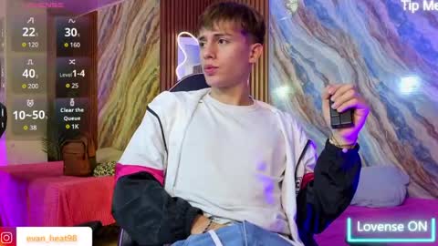 evan_tay online show from May 2026 03:02:01 AM