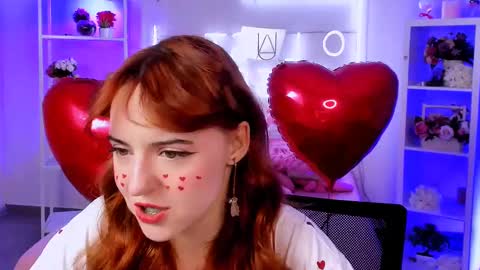 Eva  online show from February 2025 06:16:01 PM