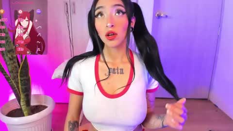 Evangelline online show from February 2025 04:22:01 PM