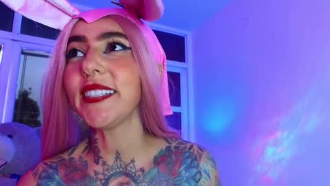 Snapshot of evangelyne1 chatting on February 2025 07:14:02 PM Evangelyne online show from February 2025 07:14:02 PM