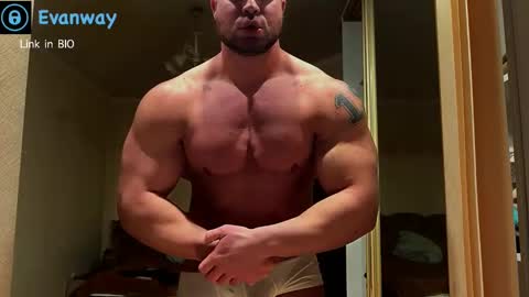 Snapshot of evanhoti chatting on February 2025 12:09:01 AM EvanHOTi online show from February 2025 12:09:01 AM