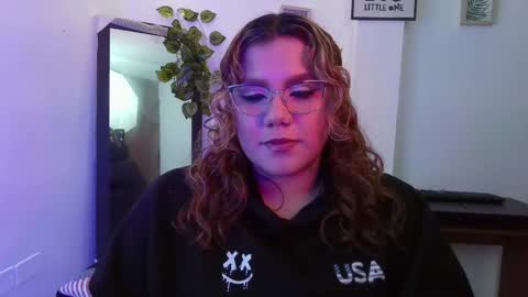 Snapshot of evania_lorns chatting on May 2026 10:00:02 PM eva online show from May 2026 10:00:02 PM