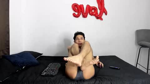 Snapshot of evans_collins24 chatting on October 2025 01:08:02 AM Evans collins24 online show from October 2025 01:08:02 AM