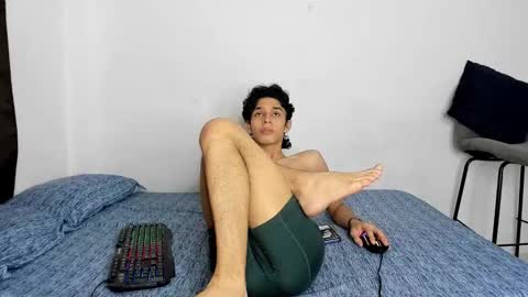 Snapshot of evans_collins24 chatting on December 2025 08:36:02 PM Evans collins24 online show from December 2025 08:36:02 PM