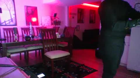 evanschris2048 online show from March 2025 04:38:02 AM