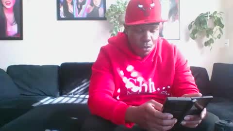 evanschris2048 online show from October 2025 09:38:01 PM