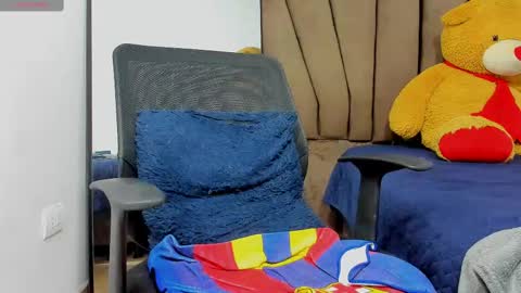   online show from February 2025 02:58:02 AM