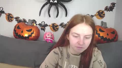 Adelina online show from November 2025 04:58:02 AM