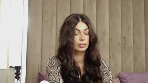 Snapshot of evarhea chatting on September 2025 03:08:01 AM EvaRhea online show from September 2025 03:08:01 AM