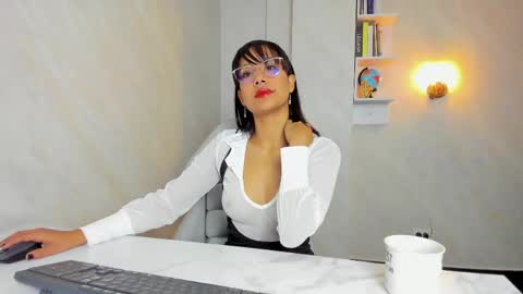 Eva Rmirezz online show from May 2026 12:23:02 PM