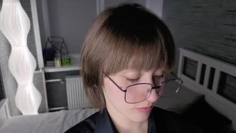 Eva online show from April 2026 07:34:01 PM