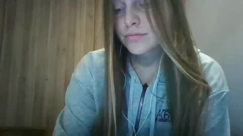 Snapshot of evasapples2026 chatting on January 2026 07:06:02 PM evasapples2026 online show from January 2026 07:06:02 PM