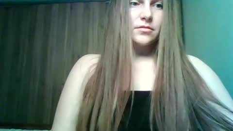 evasapples2026 online show from May 2026 08:03:02 PM