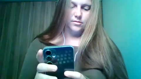 Snapshot of evasapples2026 chatting on June 2026 01:26:01 PM evasapples2026 online show from June 2026 01:26:01 PM