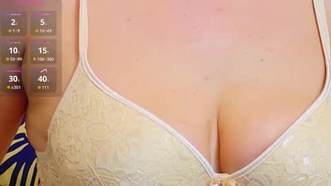 Snapshot of evasinclairr chatting on November 2025 05:29:02 AM evasinclairr online show from November 2025 05:29:02 AM