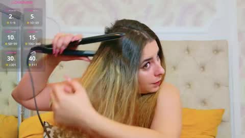 Snapshot of evasinclairr chatting on November 2025 07:07:01 AM evasinclairr online show from November 2025 07:07:01 AM