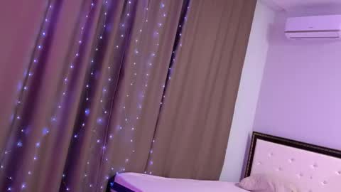 Eva online show from September 2025 12:44:02 AM