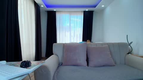  EVA LUNA online show from February 2026 04:40:02 PM