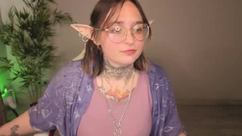 EvaTheWitcher online show from June 2026 01:17:02 AM