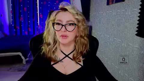 evavibe online show from February 2026 05:19:01 AM