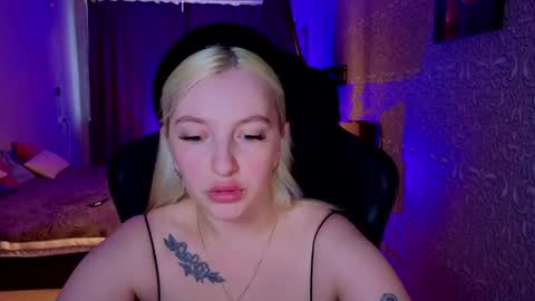 evavibe online show from May 2026 10:32:02 AM