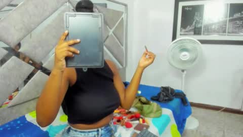 Eva And Emmanuel online show from January 2026 12:09:02 PM