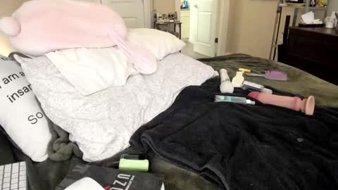 Snapshot of eve003300 chatting on December 2024 02:21:02 AM Goddess Eve online show from December 2024 02:21:02 AM