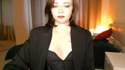 Eve  online show from October 2025 07:01:01 AM