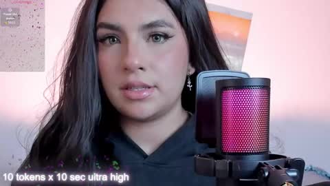 Eve Rivers online show from October 2025 10:30:01 PM