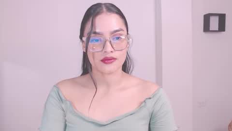 Snapshot of eve_rox18 chatting on February 2026 02:15:02 AM Eve Rox18 online show from February 2026 02:15:02 AM