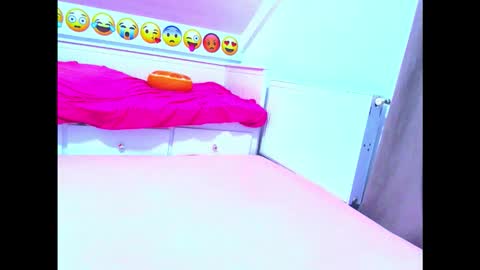 EVEANDMAX online show from January 2026 08:03:01 PM