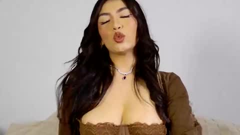 Kissed by an angel  IG evee  lyn20 online show from April 2026 03:04:02 AM