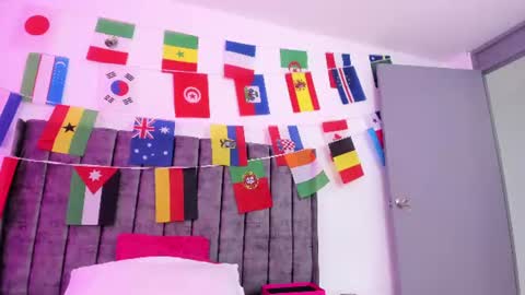 evelin__thompsson online show from June 2026 03:20:02 AM