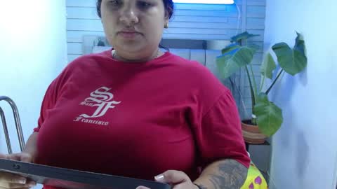 evelin zaens online show from April 2026 03:59:02 AM