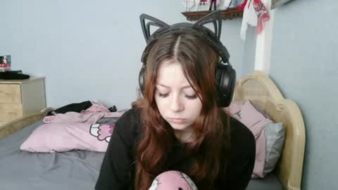 Snapshot of evelinamercer chatting on July 2026 09:03:01 AM Alice 3 online show from July 2026 09:03:01 AM