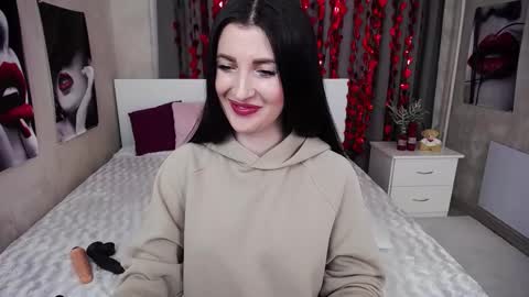 Evelin online show from February 2026 06:53:01 AM
