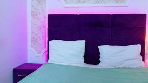 Snapshot of evelinhill chatting on February 2026 05:01:01 AM EvelinHill online show from February 2026 05:01:01 AM