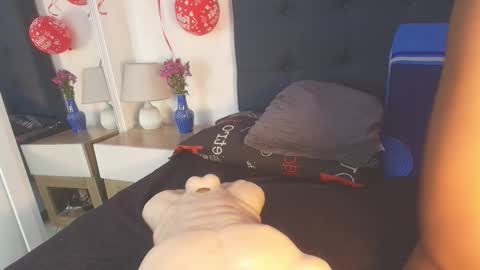 DAYANITA online show from February 2026 07:15:02 PM