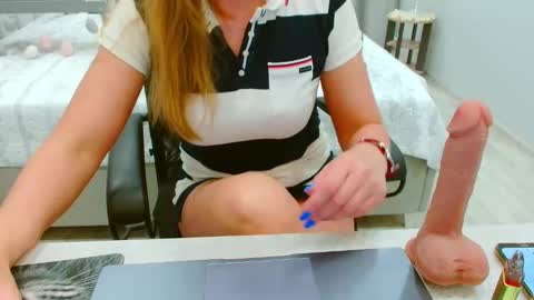 evelove online show from May 2026 05:18:02 PM