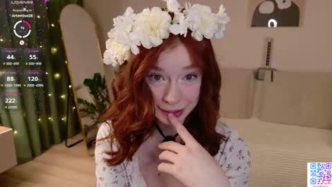 Snapshot of evelune chatting on December 2025 07:18:01 PM Eva online show from December 2025 07:18:01 PM