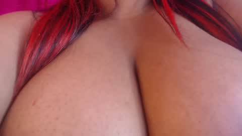 Evelyn Sandoval online show from November 2025 01:49:01 AM