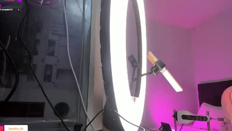 LAURA SOFIA  INDEPENDENT MODEL FOLLOW ME NOW ALMOST 10000 FOLLOWERS online show from May 2026 09:33:01 PM